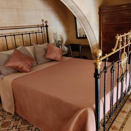 Cozy Corner House In Valletta - Authentic! Екстериор снимка