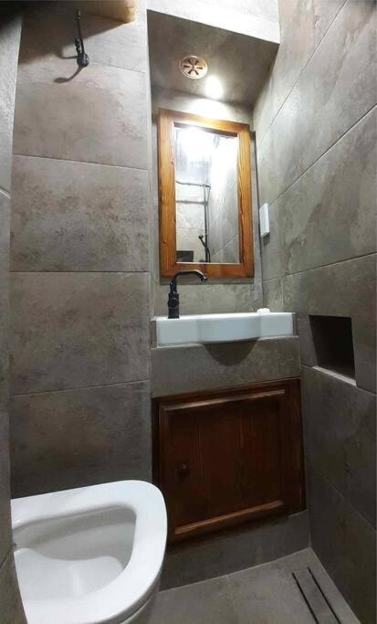 Cozy Corner House In Valletta - Authentic! Екстериор снимка