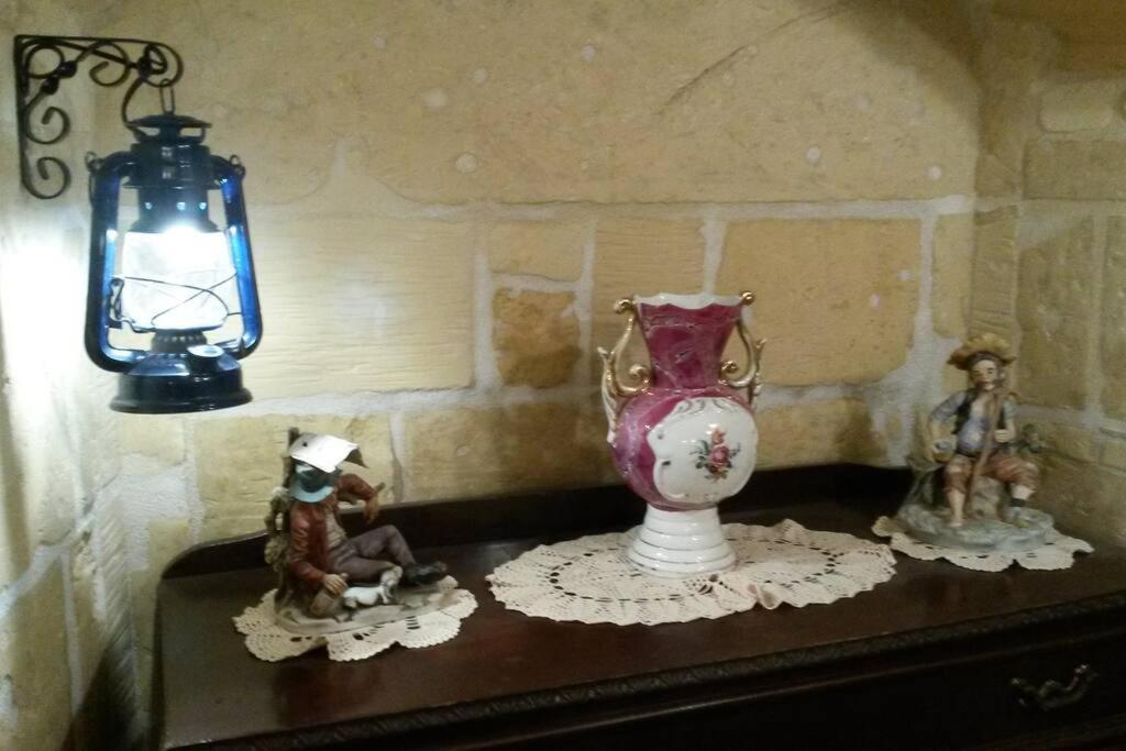 Cozy Corner House In Valletta - Authentic! Екстериор снимка