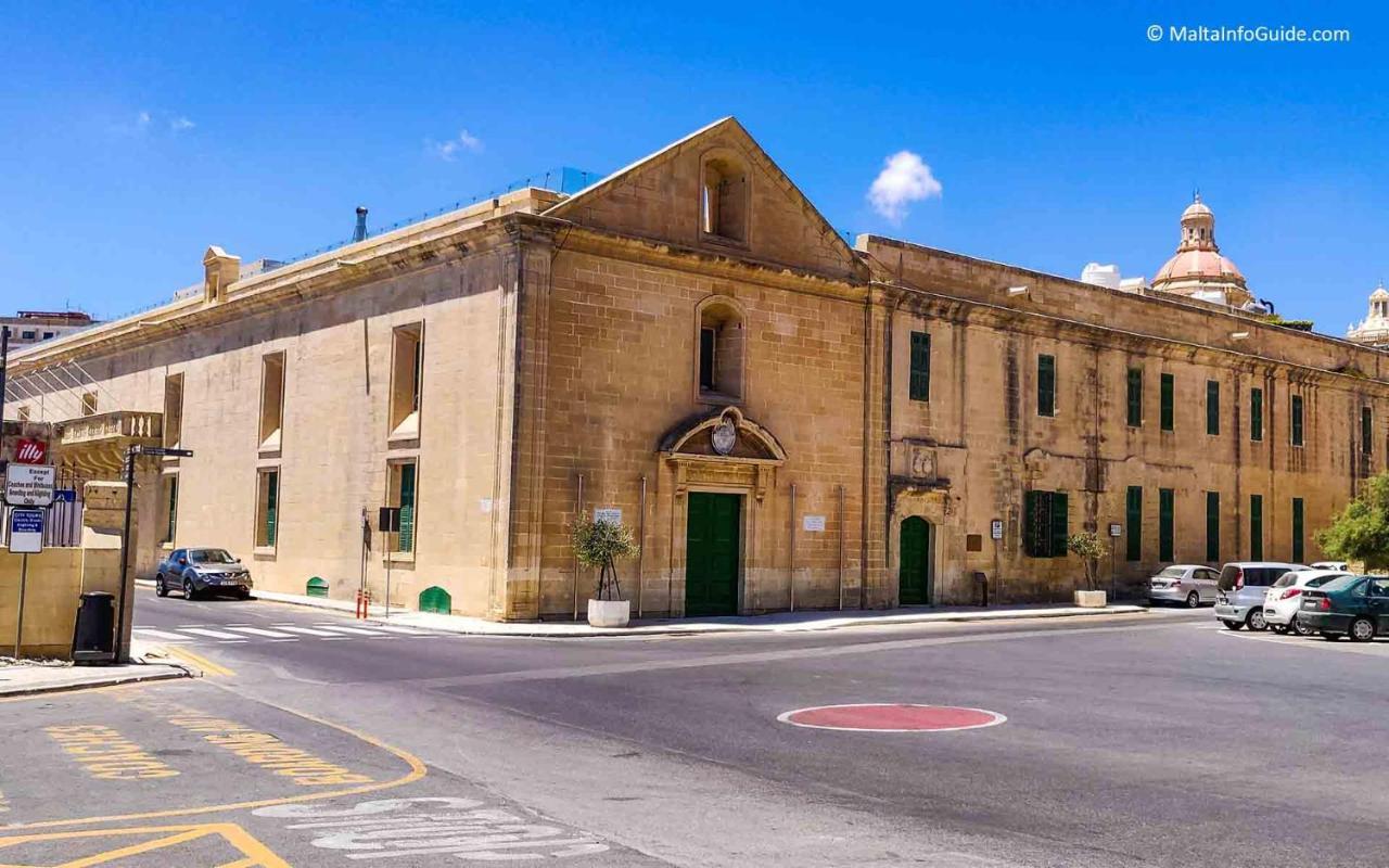 Cozy Corner House In Valletta - Authentic! Екстериор снимка